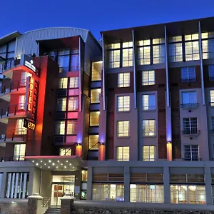 Otel Garden Court Victoria Junction ****